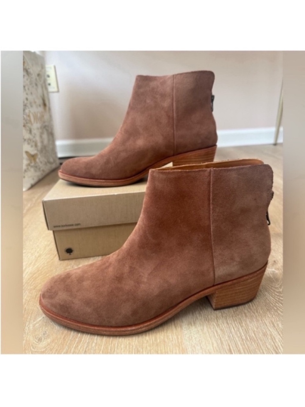 Women's Suede Ankle Boot in Chestnut Brown